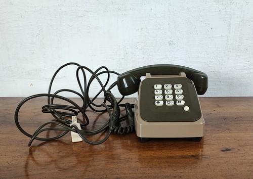 Ancien joli téléphone - et,