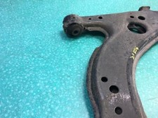 Triangle avant gauche