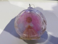 Boule de Noël en plastique
