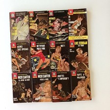 LOT de 12 poches Espionnage