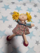 Doudou poupee iris la malice