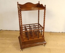 Meuble à musique partitions porte-revues desserte Canterbury acajou XIXème