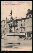 CPA Mirecourt, Statue de