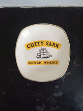 CENDRIER COUPELLE PUBLICITAIRE CUTTY SARK WHISKY EN CERAMIQUE WADE. R