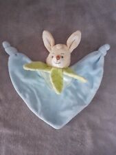 Doudou Plat Lapin bleu triangle Jollybaby