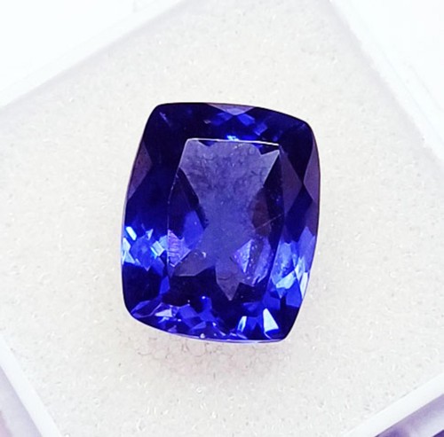 Tanzanite naturelle ct - 10,20,