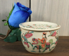 Ancien Boîte à Grillons en Porcelaine de Chine Famille Rose Pot Couvert Asie