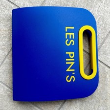 lot 80 pin's Album Vintage