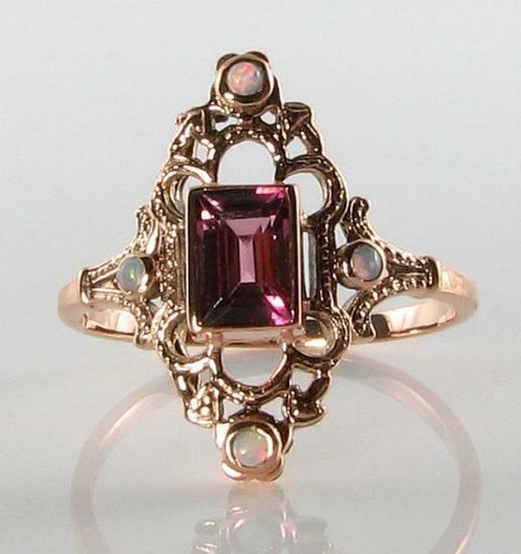 9ct rose opale tourmaline - or,
