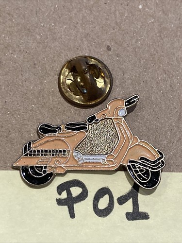 Pins collection scooter - , rose