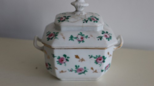 Ancien pot couvert faience - en,
