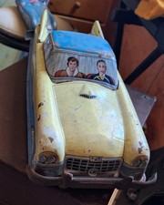 jouet voiture ancienne années 60 métal