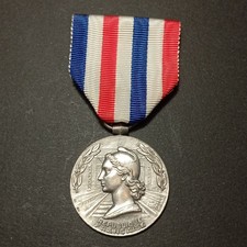 X6/04/26 (REF37693) Médaille