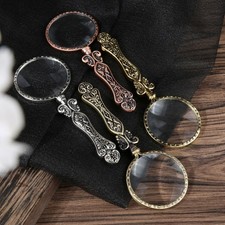 Loupe à main élégante