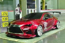 Voiture RC associée 1/10 carrosserie peinte Lexus RC F avec Rocket Bunny Aero