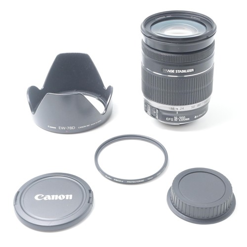 Objectif zoom grand angle