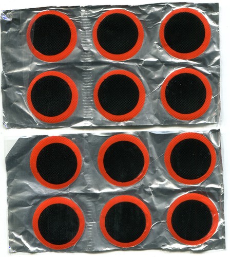 Lot rustines 30mm - 12,