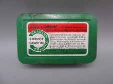 Boite en tôle publicitaire