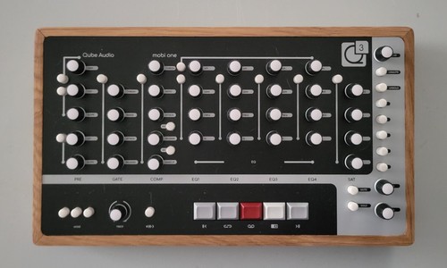 Qube audio mobi - qube, one