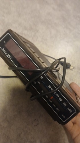 Malibu radio reveil - malibu,