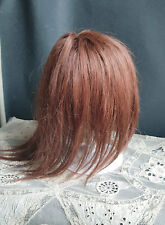 jolie perruque  cheveux naturels poupée ancienne -tour de tête 26 à 28 cm