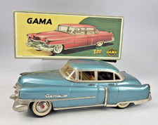 Gama 300 Cadillac bleu clair