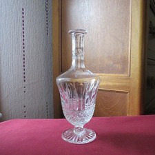 1 carafe a liqueur en cristal