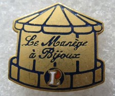 Pin's Magasin LECLERC Le Manége à Bijoux  #D3
