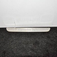 Seuil de porte avant droit MERCEDES-BENZ CLASSE C S205 A2056807003 2016