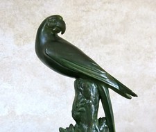 PERROQUET signé LUC, très beau perroquet en céramique, MARCEL GUILLOT .