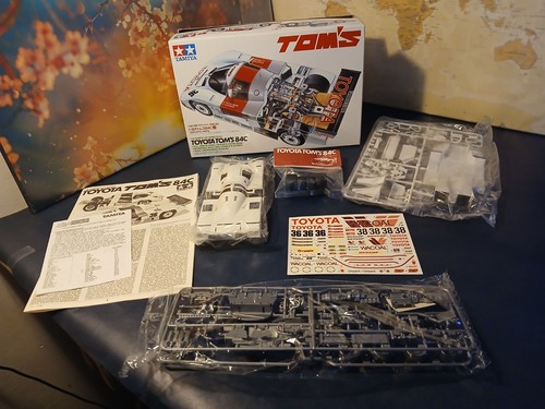 Maquette neuve toyota - neuve,