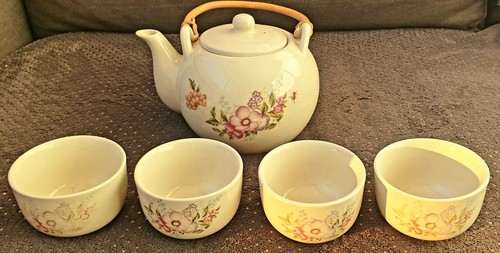 Théière tasses - et,