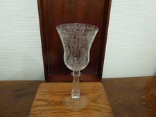 Verre à pied ancien gravé forme calice 20cm de haut