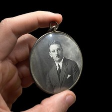 Medaillion Reliquaire En