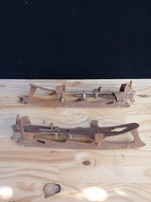 Ancienne paire de patins à