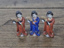 Lot De 3 Figurines De Geischas