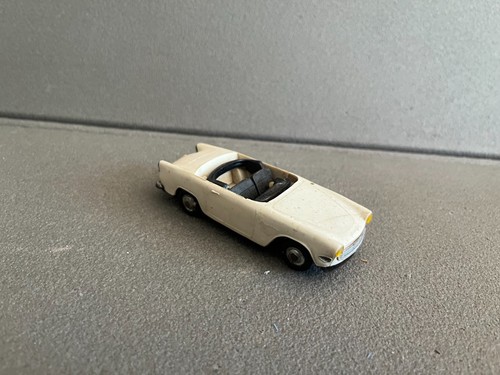 Ancienne voiture miniature - ancienne,