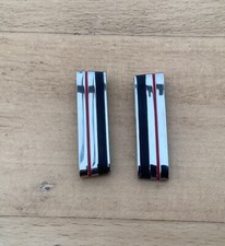 PAIRE DE GRADES METAL DE MAJOR