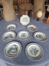 8 Assiettes parlantes en faïence de Montereau Legros coquelet époque xix èm