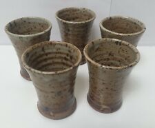 5 gobelets verres mug grès