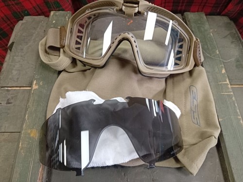 Masque ess tta - tta, lunette