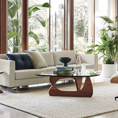 Classic coffee table triangle - classic,