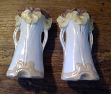 DEUX PETITS VASES EN FAIENCE POLYCHROME  D'EPOQUE ART NOUVEAU