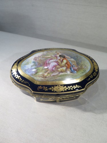 Antique rock superb box - rock,