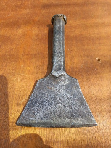 Ancien outil large - ancien,