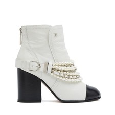 Chanel Bottines 2 tons EU36.5 White Black Leather Fancy Pearls Boots UK4 US6.5