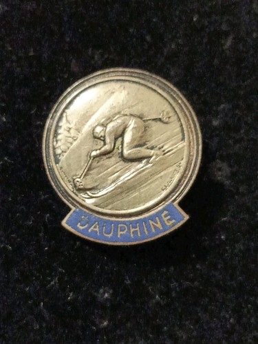Pin insigne ski dauphiné - pin's,