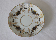 Limoges. Bernardaud. Sous-tasse à café en porcelaine modèle Marie-Thérèse