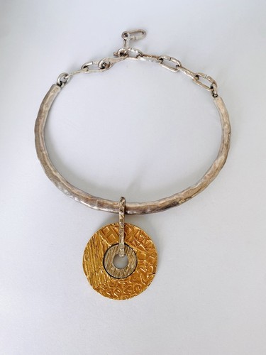 Collier torque pendentif - à,