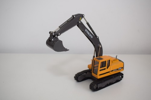 C12 motorart volvo - 1:50,